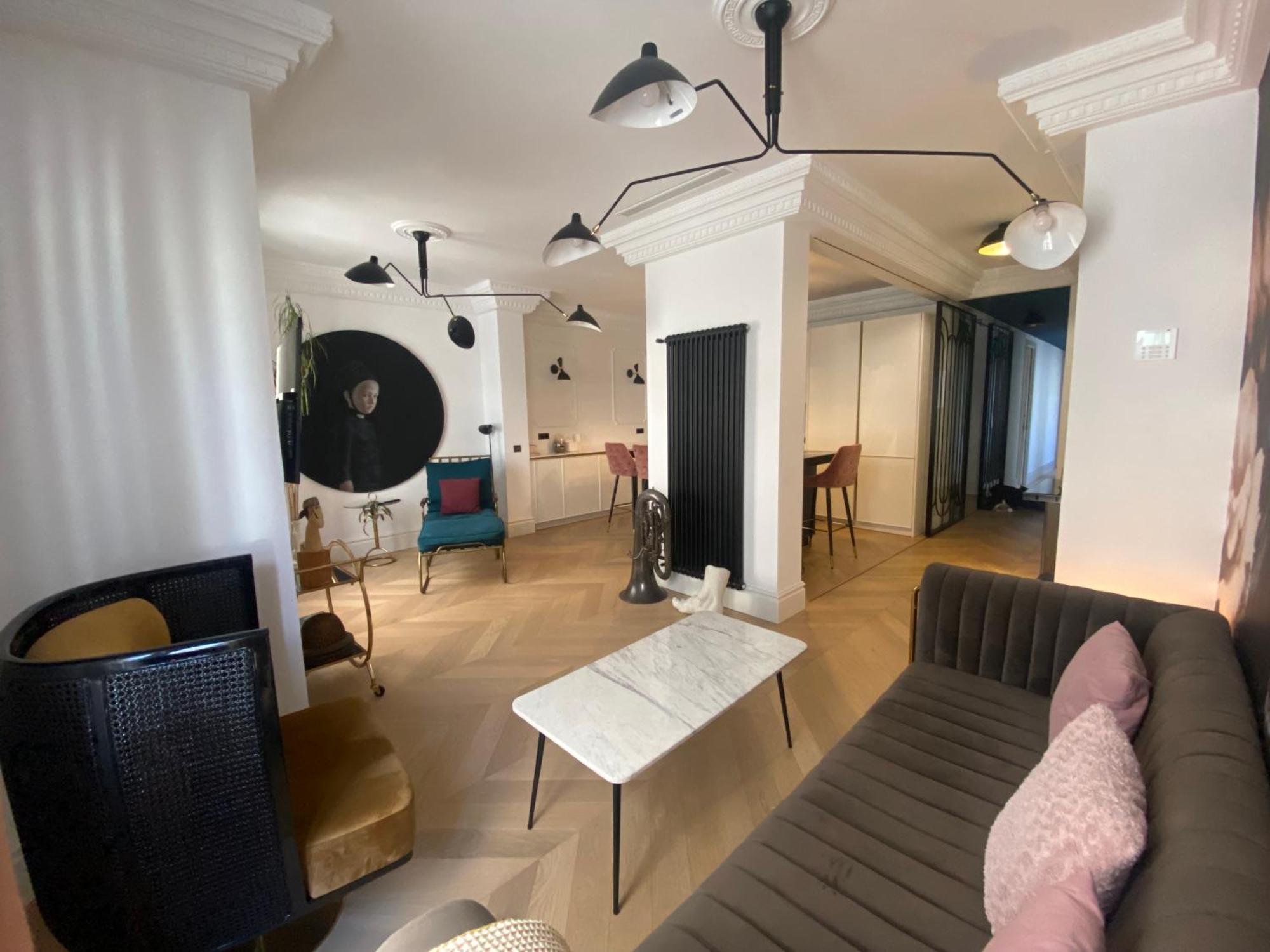 Luxury Apartment In Gran Via Madrid Exterior photo