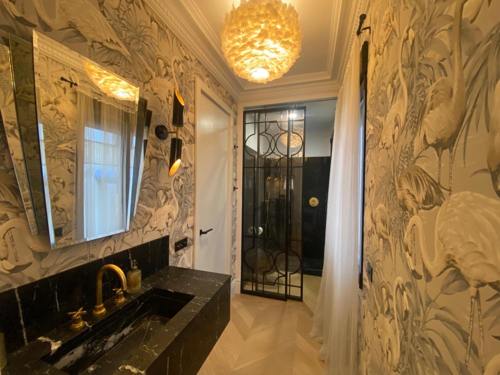 Luxury Apartment In Gran Via Madrid Exterior photo